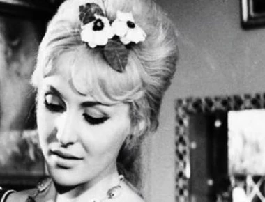 Ποιά ήταν η καυτή Ελληνίδα Μπριζίτ Μπαρντό; - Μάθετε τα πάντα για τη ζωή της